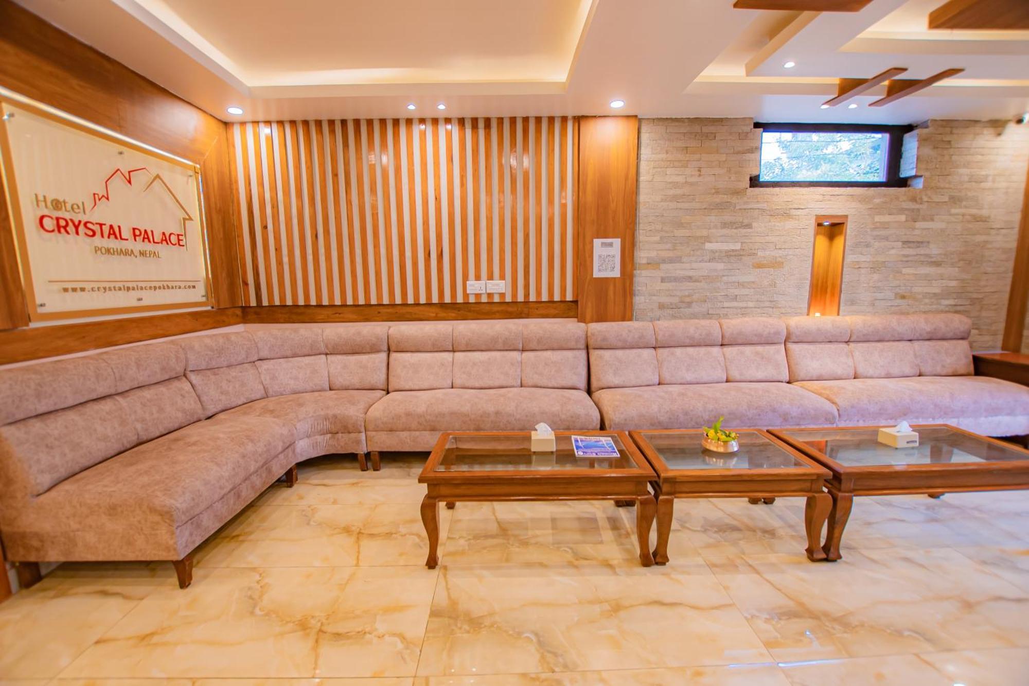 Hotel Crystal Palace Pokhara Kültér fotó